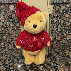 Disney X Boyds Collection Winter Holiday Pooh Plus